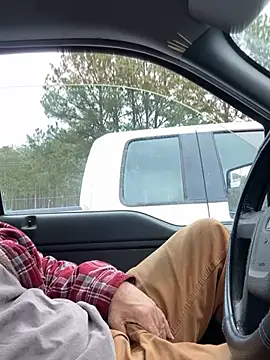 Snapshot of Themechanic420 chatting on January 28, 2025, 9:19 pm Themechanic420 online show from January 28, 2025, 9:19 pm