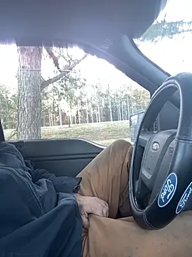 Snapshot of Themechanic420 chatting on March 6, 2025, 1:03 pm Themechanic420 online show from March 6, 2025, 1:03 pm