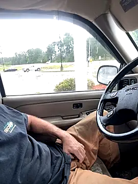 Snapshot of Themechanic420 chatting on October 6, 2025, 4:59 pm Themechanic420 online show from October 6, 2025, 4:59 pm