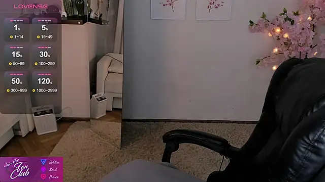 Snapshot of Nancy_Sun_ chatting on January 25, 2025, 1:52 pm Nancy Sun online show from January 25, 2025, 1:52 pm