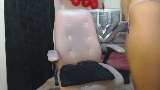 Snapshot of toxxxic_cams chatting on February 26, 2026, 10:03 am toxxxic cams online show from February 26, 2026, 10:03 am