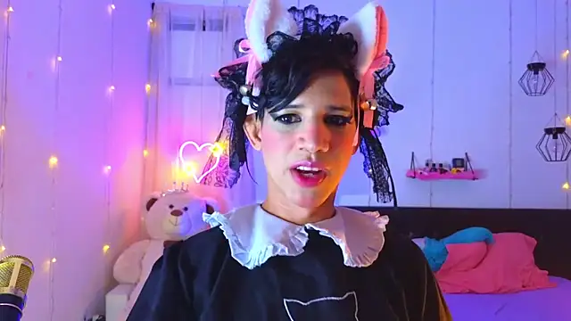 Snapshot of Ariel_Femboy_ chatting on November 5, 2025, 5:07 am Ariel Femboy online show from November 5, 2025, 5:07 am