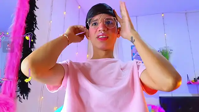 Snapshot of Ariel_Femboy_ chatting on November 23, 2025, 7:24 pm Ariel Femboy online show from November 23, 2025, 7:24 pm