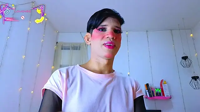 Snapshot of Ariel_Femboy_ chatting on January 17, 2026, 5:34 am Ariel Femboy online show from January 17, 2026, 5:34 am