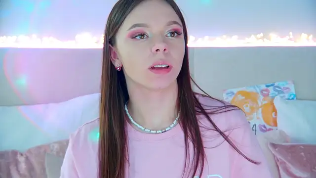 ElisabethDavis online show from January 30, 2025, 9:25 pm