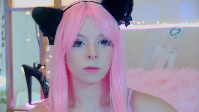 ElisabethDavis online show from September 21, 2025, 3:13 pm