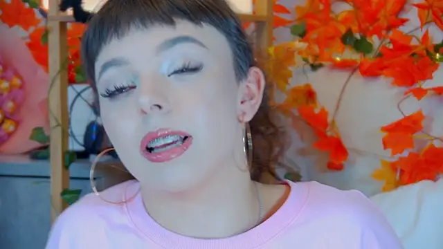 ElisabethDavis online show from October 13, 2025, 3:12 pm