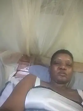 Snapshot of Hailey_BaileyXYZ chatting on October 30, 2025, 5:42 am Hailey BaileyXYZ online show from October 30, 2025, 5:42 am