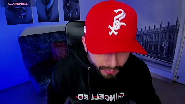 jhon bear03 online show from October 31, 2025, 11:11 am