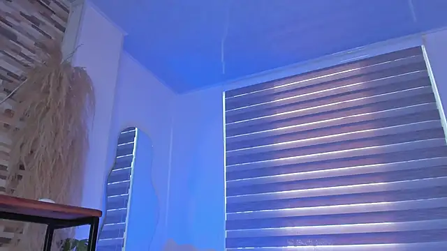 Vanesa novvoa online show from February 5, 2025, 9:07 pm