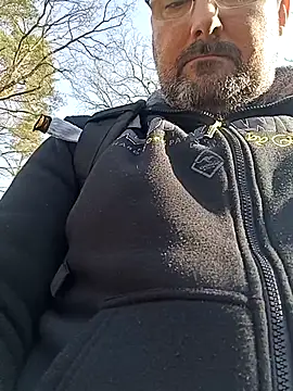 Nikeyone2 online show from March 19, 2026, 9:57 am