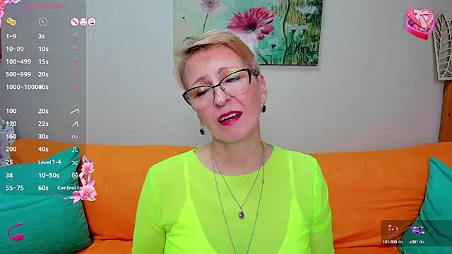 Snapshot of iamyourdream89 chatting on February 5, 2025, 7:10 pm iamyourdream89 online show from February 5, 2025, 7:10 pm