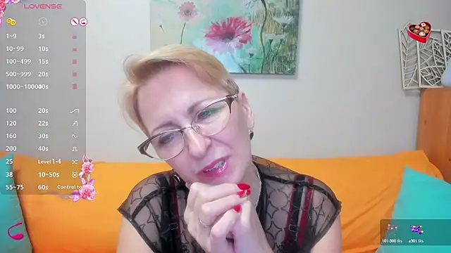 Snapshot of iamyourdream89 chatting on February 26, 2025, 1:30 pm iamyourdream89 online show from February 26, 2025, 1:30 pm