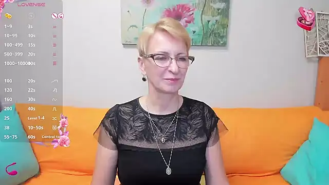 Snapshot of iamyourdream89 chatting on February 27, 2025, 1:38 pm iamyourdream89 online show from February 27, 2025, 1:38 pm