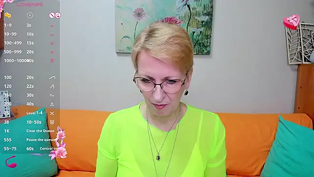 Snapshot of iamyourdream89 chatting on March 15, 2025, 7:20 am iamyourdream89 online show from March 15, 2025, 7:20 am