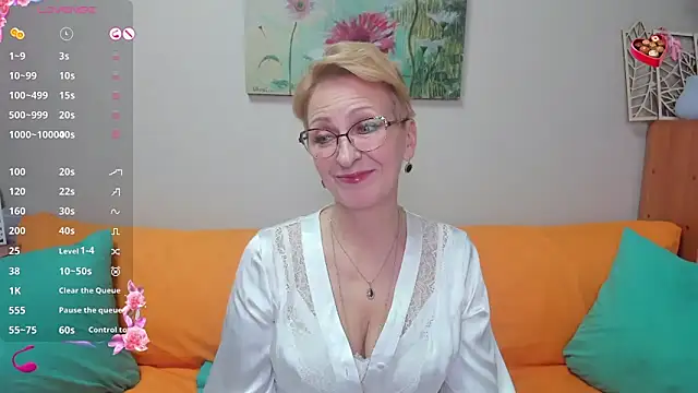 Snapshot of iamyourdream89 chatting on March 16, 2025, 6:44 pm iamyourdream89 online show from March 16, 2025, 6:44 pm