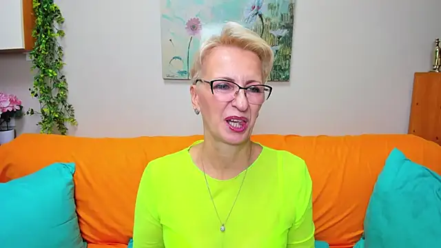 Snapshot of iamyourdream89 chatting on September 27, 2025, 9:25 am iamyourdream89 online show from September 27, 2025, 9:25 am