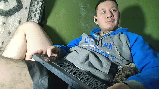 sweet cock28 online show from December 17, 2025, 3:45 am