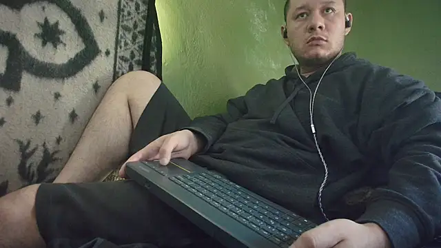 Snapshot of sweet_cock28 chatting on January 8, 2026, 3:25 pm sweet cock28 online show from January 8, 2026, 3:25 pm