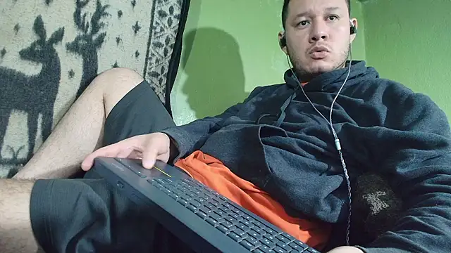 Snapshot of sweet_cock28 chatting on February 1, 2026, 2:04 pm sweet cock28 online show from February 1, 2026, 2:04 pm