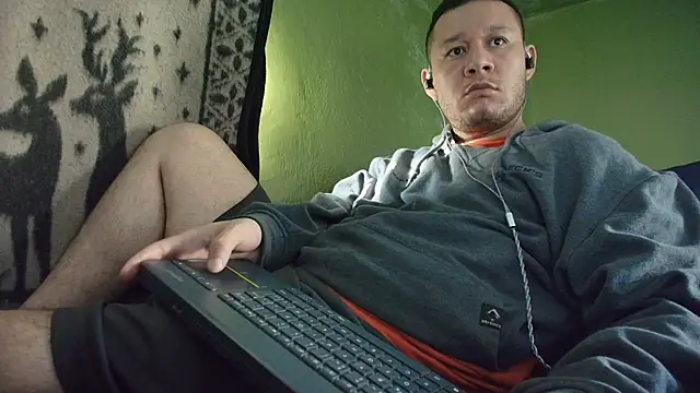 Snapshot of sweet_cock28 chatting on April 12, 2026, 2:11 pm sweet cock28 online show from April 12, 2026, 2:11 pm