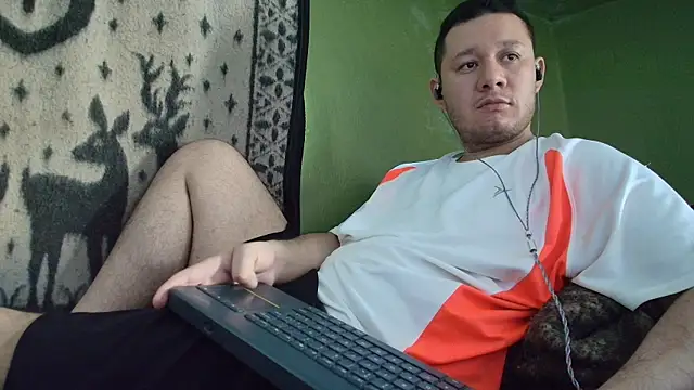 Snapshot of sweet_cock28 chatting on April 23, 2026, 3:25 pm sweet cock28 online show from April 23, 2026, 3:25 pm