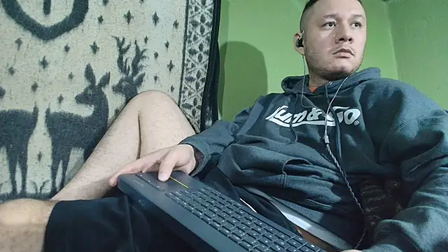 sweet cock28 online show from July 4, 2026, 3:07 pm
