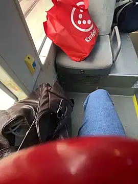 Thepanthera online show from October 17, 2025, 8:06 am