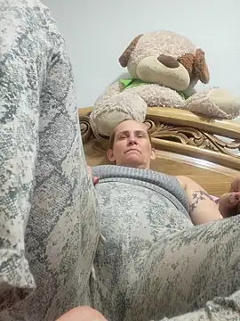 Snapshot of SeductionSilera chatting on December 14, 2025, 7:29 pm SeductionSilera online show from December 14, 2025, 7:29 pm