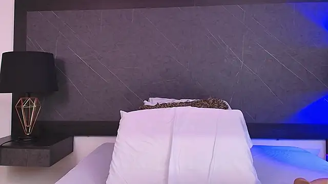 big tits in your face online show from March 12, 2025, 2:09 am