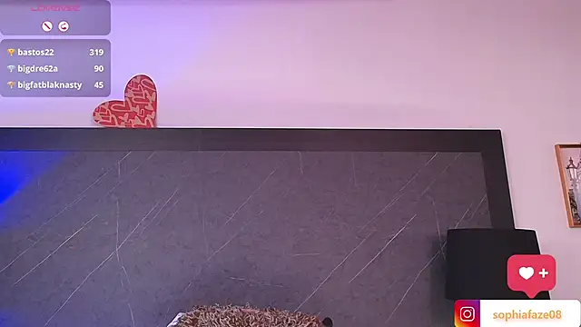 big tits in your face online show from March 19, 2025, 10:53 pm