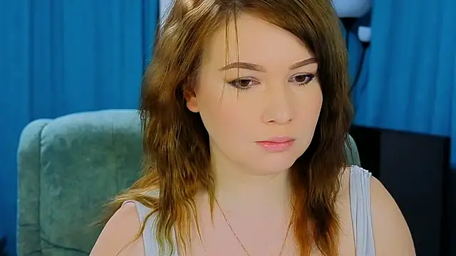 Snapshot of Katniss_K chatting on February 11, 2026, 4:39 am Katniss K online show from February 11, 2026, 4:39 am