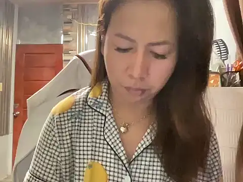 UrLove Marga online show from June 24, 2026, 10:09 pm