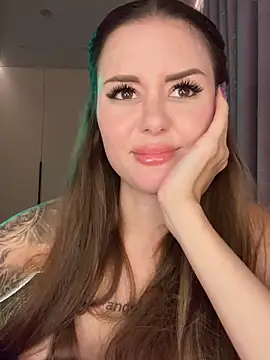 Alina Vibe Me online show from April 10, 2026, 1:44 am