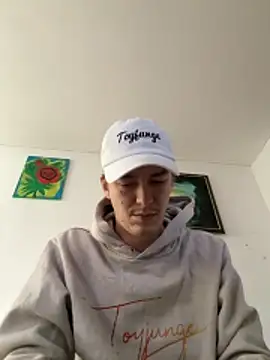 Toyjungee online show from November 22, 2025, 1:21 pm