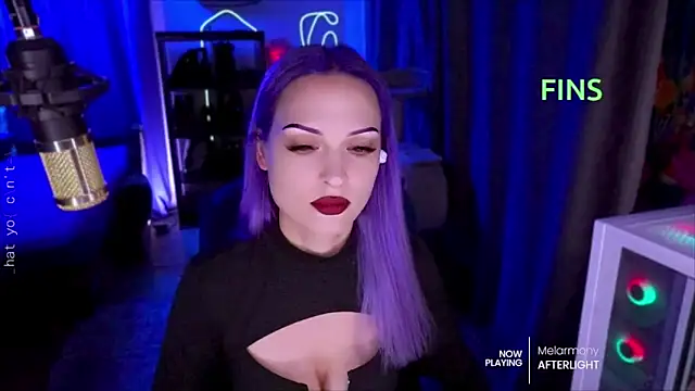 ml milana online show from October 29, 2025, 5:04 pm