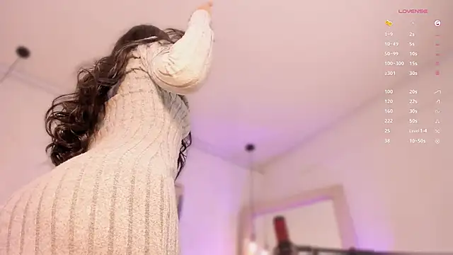 Snapshot of amatiista_12 chatting on March 13, 2025, 12:37 am amatiista 12 online show from March 13, 2025, 12:37 am