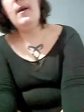 Snapshot of Lolabeluccia_xh_ chatting on February 12, 2026, 7:36 am Lolabeluccia xh online show from February 12, 2026, 7:36 am