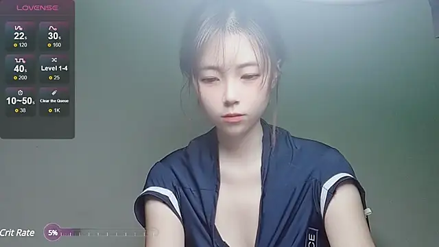 VaerySaenz online show from December 3, 2024, 11:46 pm