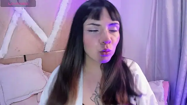 Snapshot of xhinata_hyugax chatting on December 21, 2025, 9:55 pm xhinata hyugax online show from December 21, 2025, 9:55 pm