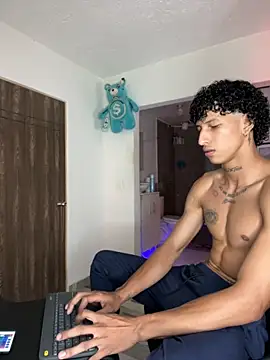 Snapshot of mike_casseano chatting on September 15, 2025, 9:04 pm mike casseano online show from September 15, 2025, 9:04 pm