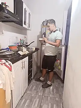 catire2323 online show from December 4, 2024, 2:20 am