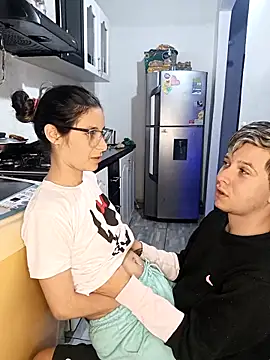 catire2323 online show from December 10, 2024, 2:38 am