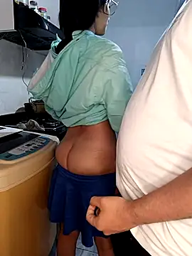 catire2323 online show from September 18, 2025, 2:35 am