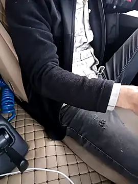 Snapshot of Freezing_Duck chatting on December 22, 2025, 1:41 pm Freezing Duck online show from December 22, 2025, 1:41 pm