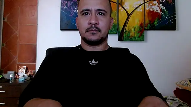 christian colombian1 online show from December 13, 2024, 12:28 pm