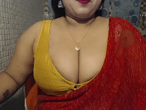 Snapshot of Oh_Maya chatting on February 22, 2026, 4:24 am Oh Maya online show from February 22, 2026, 4:24 am