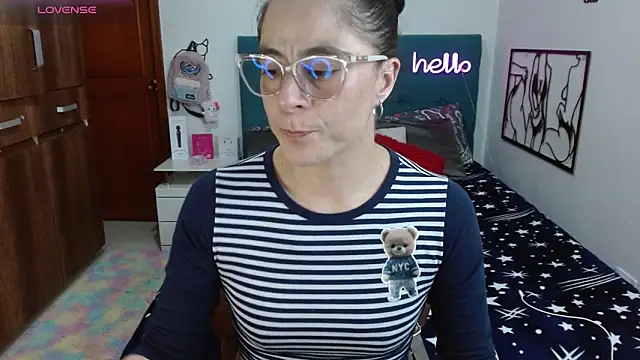 Snapshot of antonella_sweet33 chatting on March 7, 2026, 9:01 pm antonella sweet33 online show from March 7, 2026, 9:01 pm