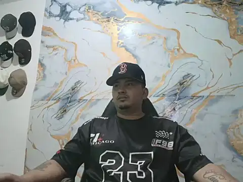 myke andrade online show from June 18, 2026, 5:19 am