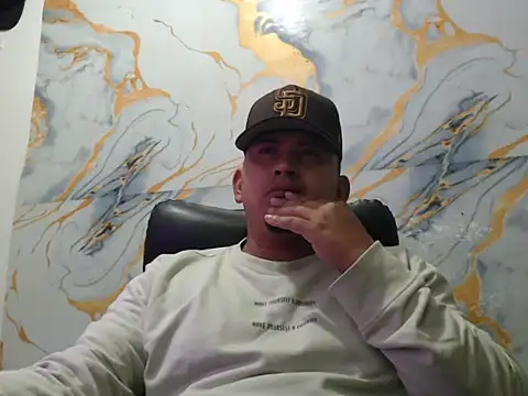 myke andrade online show from July 23, 2026, 5:27 am
